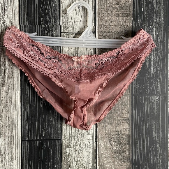 Adore Me Push-up Bra and Panties - Picture 5 of 7